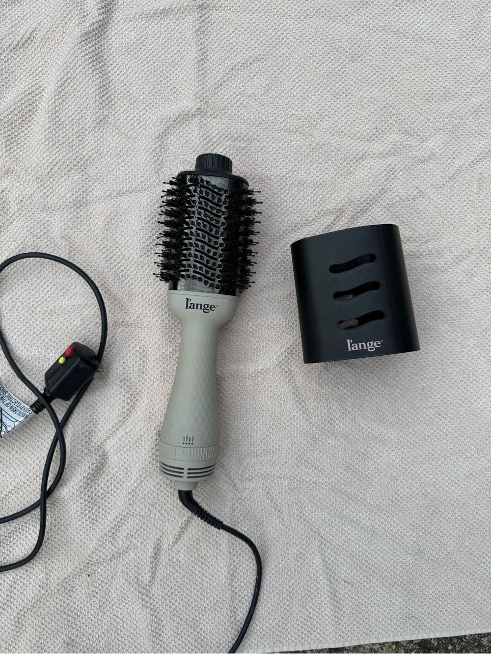 L'ange Le Volume Volumizing Hair Dryer in Light Gray with Black Guard